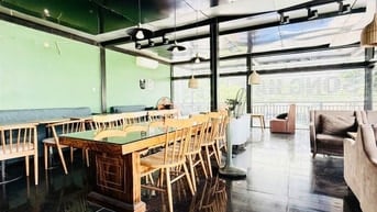 Kẹt bán gấp nhà MT phạm Hùng 40m,Q8,5.5x17m,giá mềm,kinh doanh ngay