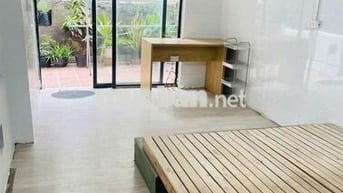 Cho thuê nhà Đội Cấn 60m², 3 tầng, 2 phòng ngủ, chỉ 10 triệu/tháng