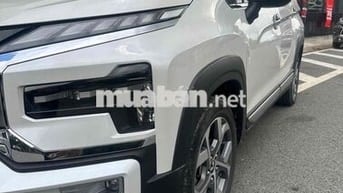 Mitsubishi Xpander Cross 2023 Trắng Ngọc Trai