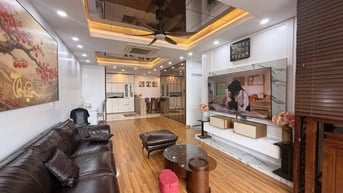 Bán căn chung cư Lê Văn Lương 110m2, 3 phòng ngủ. Giá chỉ 9,8 tỷ