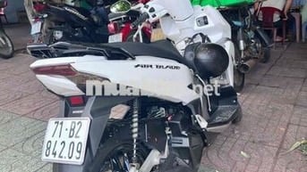 Honda Air Blade Trắng