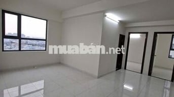 Cho thuê Green River 3 phòng ngủ 2wc giá 11tr có 3 máy lạnh, rèm 1-9 ở