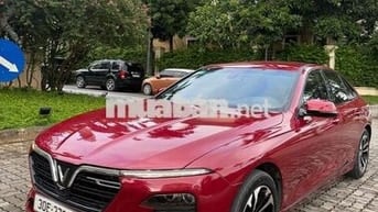 VinFast Lux A2.0 Turbo Đỏ 5 chỗ Xăng