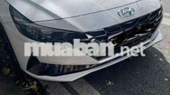Hyundai Elantra 2024 1.6 đặc biệt 33000 km Trắng