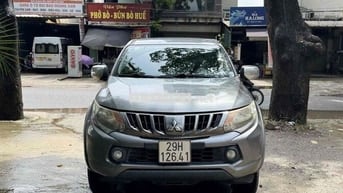 Mitsubishi Triton Xám Xe bán tải
