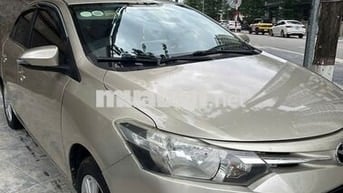 Toyota Vios 1.5E 2015 Số sàn Vàng cát