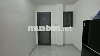 Cho Thuê Phòng Cửa sổ _ Thang Máy, Bùi Đình Túy Gần ĐH Hồng Bàng, FTU