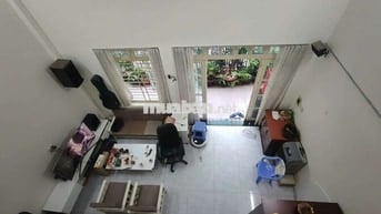 Cho thuê nhà rộng 120m 4pn, 14tr/ tháng