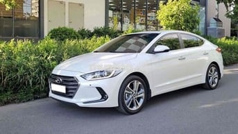 Hyundai Elantra 2018 Trắng
