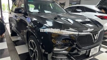 VinFast Lux SA 2022 Đen 7 chỗ