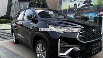 Toyota Innova Cross 2.0G CVT 2026 Đen