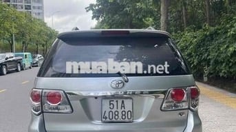 Toyota Fortuner 2012 Tự động Xăng 2.7L Bạc