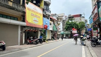 Bán nhà mặt phố Vương Thừa Vũ, 66m2, 3 tầng, mặt tiền 5m, giá 27 tỷ.