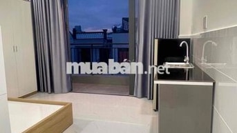phòng ban công full nội thất thang máy Eaon tân phú