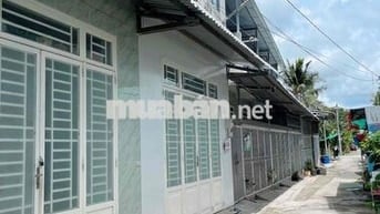 Nhà trệt lầu, sẵn máy lạnh chỉ 3,8tr/tháng