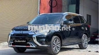 Mitsubishi Outlander CVT 2.0 2023 Đen