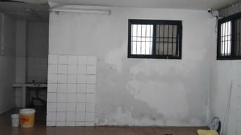 Cho thuê nhà 2 tầng tại khu tập thể 16A Phố Lý Nam Đế - Hoàn Kiếm 