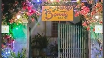  Cần cho thuê Homestay 17 phòng ngủ, gần  biển Hàm Tiến , Mũi Né