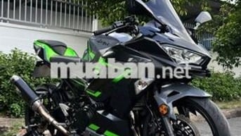 Kawasaki Z400 ABS 18.000 km Đen, xanh lá