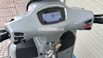 Piaggio Vespa GTS 300cc Hpe 2019 Xám XM 234.71