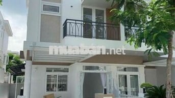 Chỉ 13 triệu- Thuê Ngay Nhà Phố 3pn3wc - Trong Khu Có Hồ Bơi