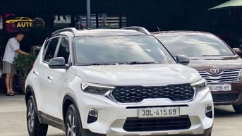 KIA SONET PREMIUM 2023 Trắng 3 vạn