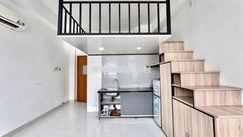 CHDV GÁC Máy Giặt Riêng - Ban Công - Thang máy sát Q1,5,10,3