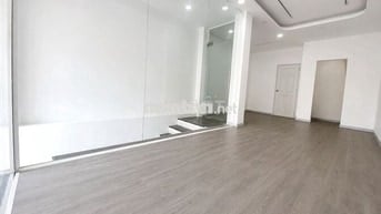 Cho thuê mặt bằng 50m đường Phan Xích Long