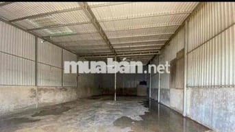 Cho thuê kho 13tr/th DT:9,5x20 ( kho sạch sẽ ,có 3fa , phù hợp chứa hà