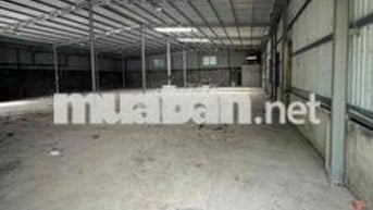 CHO THUÊ KHO 750m2 - 28TRIẸU - XA DÂN CƯ - ĐIỆN 3PHA - ĐƯỜNG XE 3giò