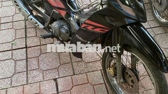 Yamaha Sirius Đen