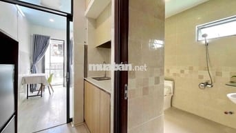 CHO THUÊ CHUNG CƯ MINI / 1 PHÒNG NGỦ - BAN CÔNG / THANG MÁY - Y DƯỢC