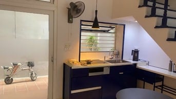 Cho thuê nhà tại ngõ 75 Nguyễn Công Hoan, Giảng Võ, vừa ở vừa KD