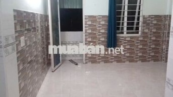 Phòng trọ Quận 7 30m² có gác, ban công