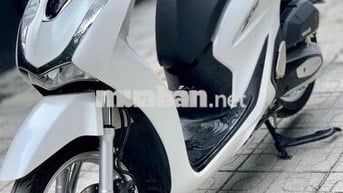 Honda SH125 CBS 2024 Trắng 13000 km Xe Đẹp Giá Tốt