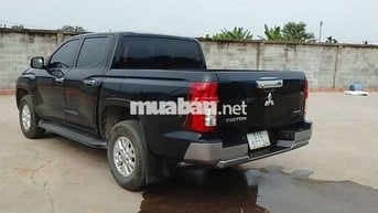Mitsubishi Triton 2024 Dầu Số tự động Đen
