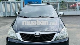 Toyota Innova 7 chỗ màu Đen