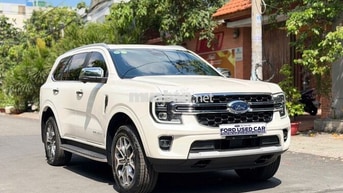 FORD EVEREST TITANIUM BI_TURBO 2 CẦU 4x4 ĐKY 2023