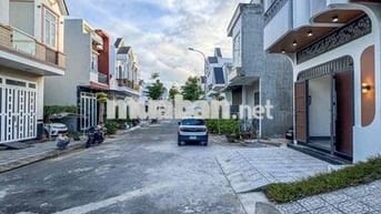 bán nha gần truong hoc fpt nam cần thơ