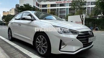 Hyundai Elantra 2.0 GLS bản full Trắng Tự động