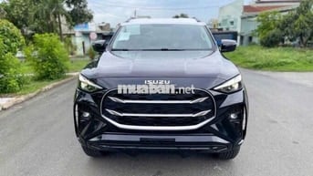 Xe 7 chỗ máy dầu tự động 2025 giá tốt, còn 1 xe
