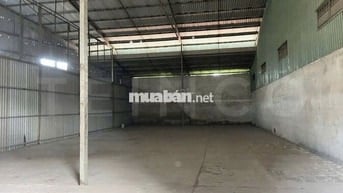 Kho xưởng 300 m² sát bên trường Đại học Y Dược, nhánh Nguyễn Văn Cừ ND