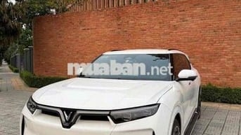 VinFast VF9 Plus 2023 Trắng 6 chỗ