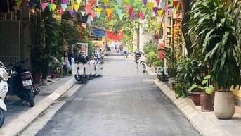 HẠ CHÀO NGHĨA TÂN PHÂN LÔ Ô TÔ TRÁNH 7 CHỖ VÀO NHÀ - NGÕ 6M GIÁ 9+ TỶ
