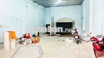 Cho thuê nhà 180m2 gần đường  MPTV
