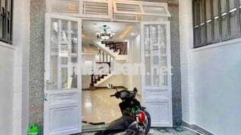 Cho Thuê Nhà Gần Chợ Vườn Lài DT 4x17 1Trệt 1Lầu 2Pn 3Wc Hẻm Ôtô