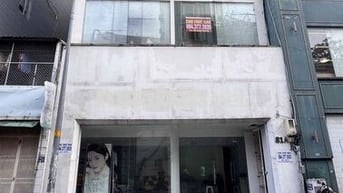 Cho thuê MT 8x7m Lương Hữu Khánh sát Nguyễn Thị Minh Khai Q1