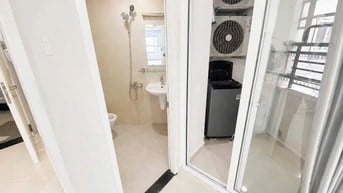 C/c sacomrel 584 -Lũy Bán Bích 2PN 87m2 nội thất y hình giá 10tr/th