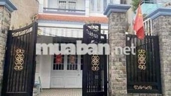 BÁN GẤP NHÀ 1 Trệt 1 Lầu Diện tích đẹp HẺM BA GÁC