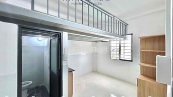 trống sẵn nhiều phòng gác mới xây thang máy , Khu Bình Phú q6
